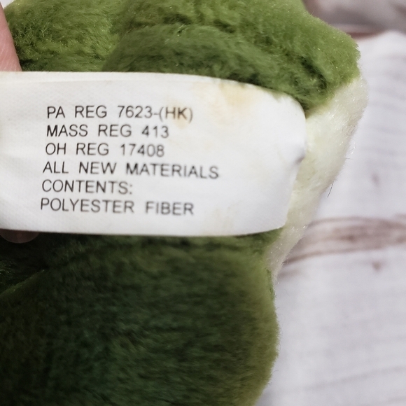Vintage K&M International Green Frog Plush 5.5 Inch Year 2003 No Sound Realistic - Picture 8 of 9